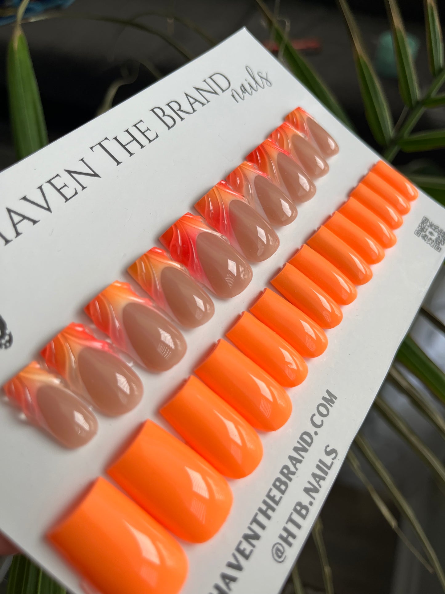 Noeli (GEL POLISH ONLY)