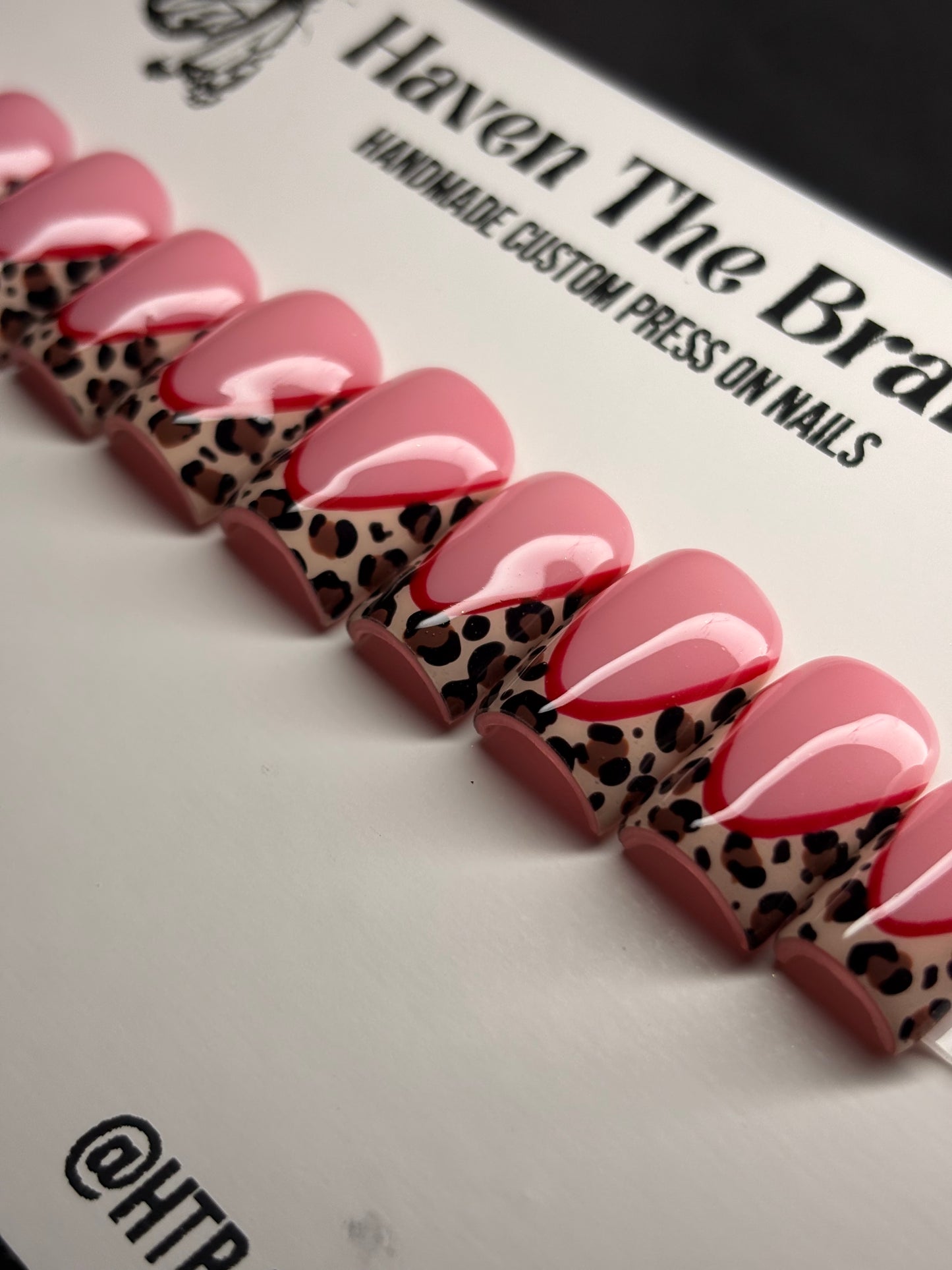 Flirty Leopard (custom)